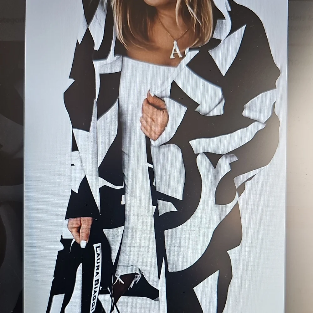Women's Geo Black and White Colorblock Hooded Open Jacket XL - Picture 1 of 12